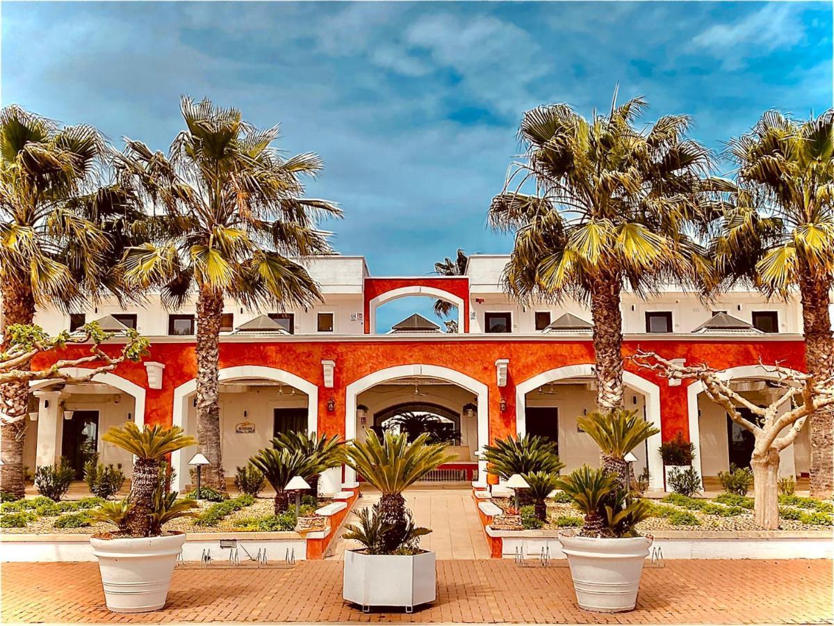 Villa In Villaggio 切萨雷奥港 外观 照片