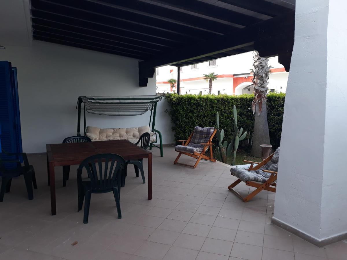 Villa In Villaggio 切萨雷奥港 外观 照片